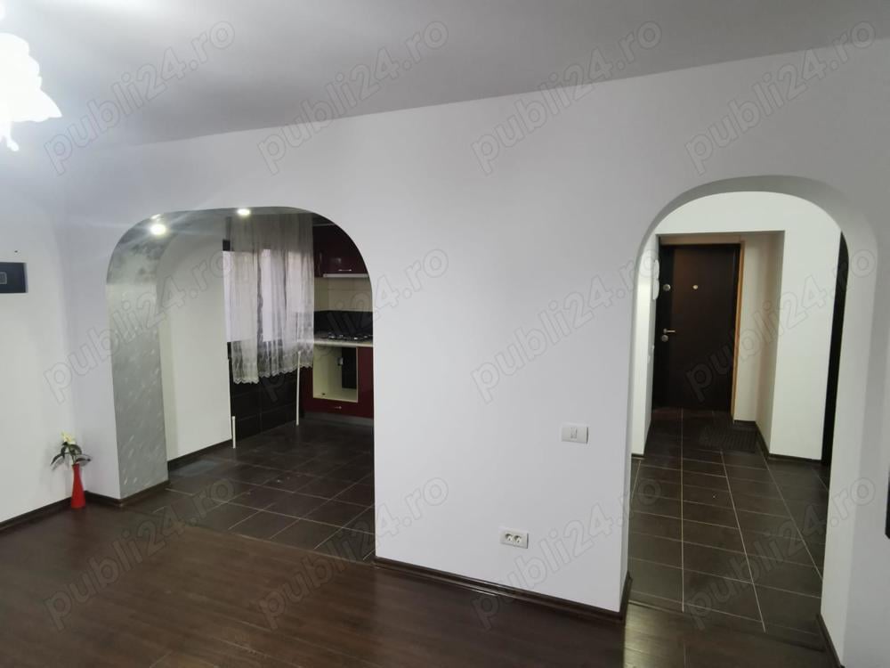 Vand apartament 3 camere et 1 2 in localitatea Albesti jud Constana