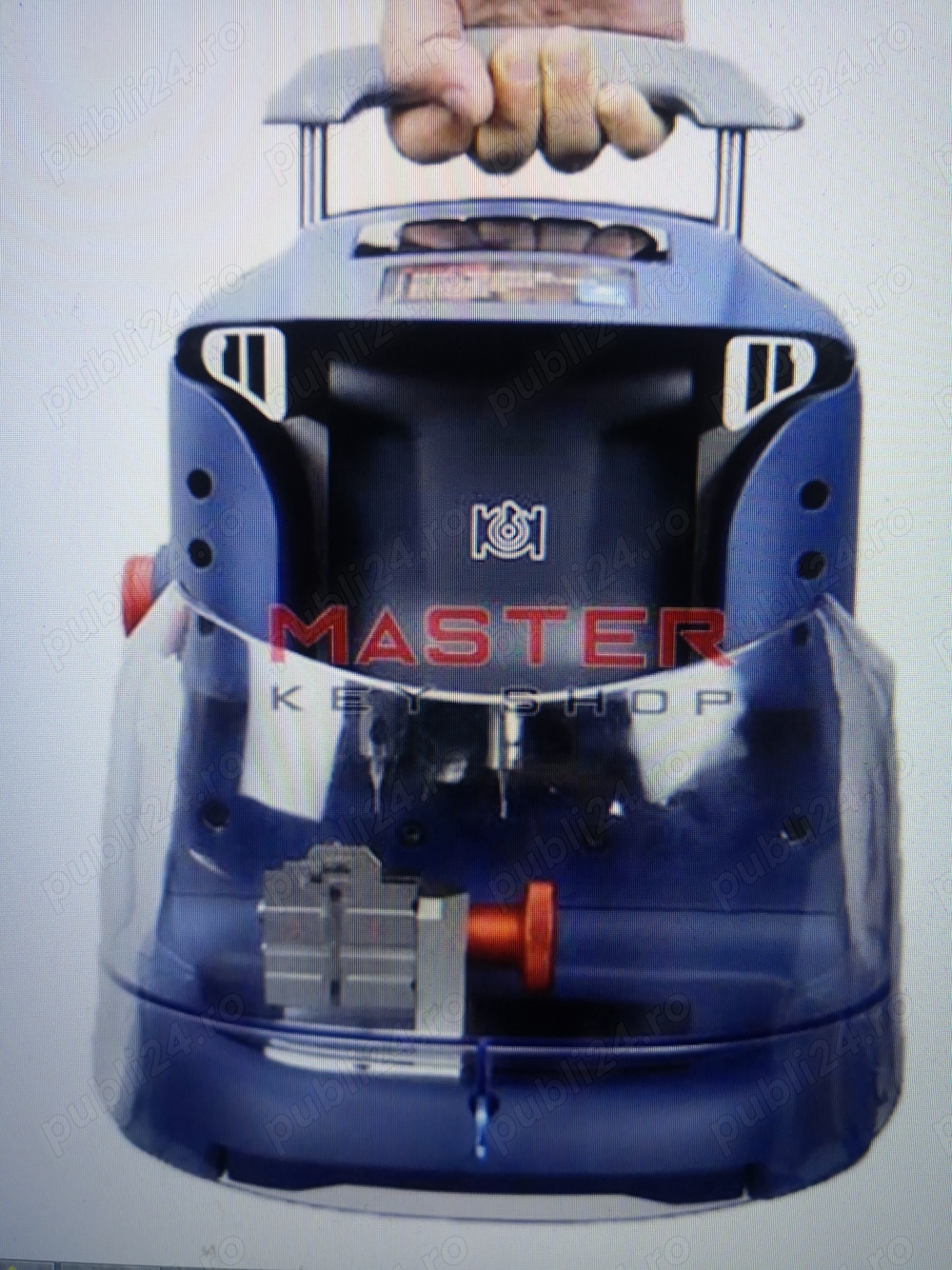 Vand aparat copiat chei automat BETA 