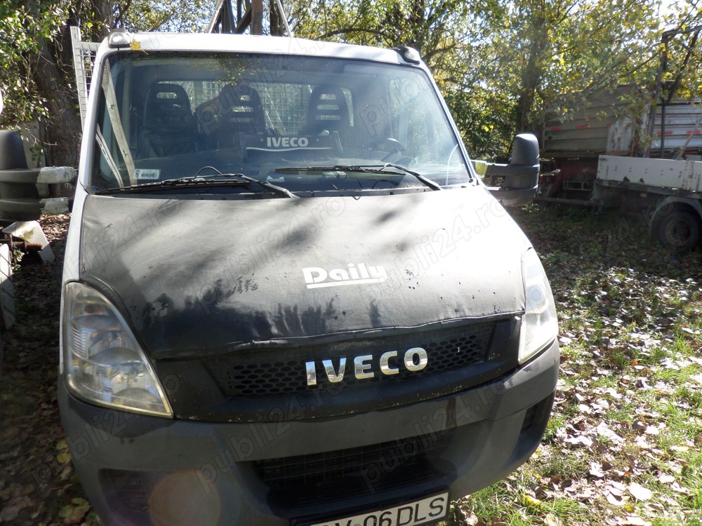 Iveco Daily 50C15, cu platou de 6,2m, detarat (3,5T)