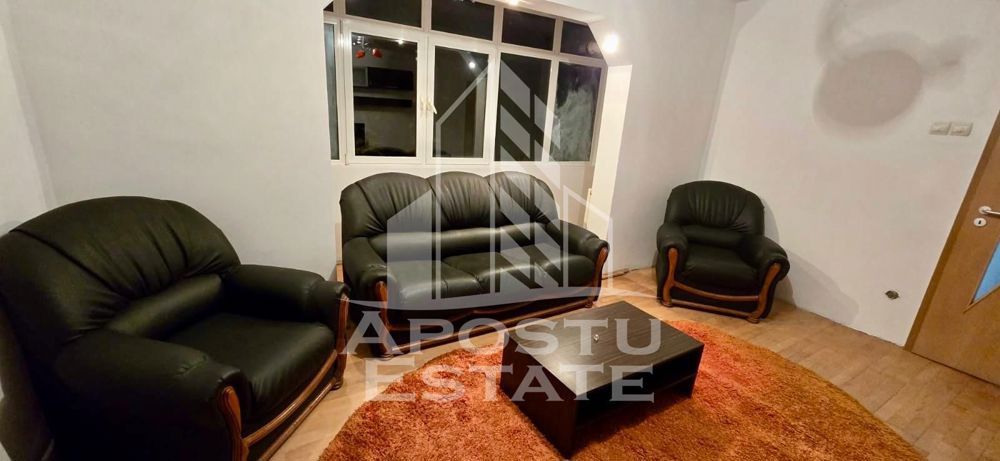 Apartament 4 camere,centrala proprie,zona Circumvalatiunii