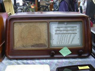 Radio cu tub CGE de epocă antic