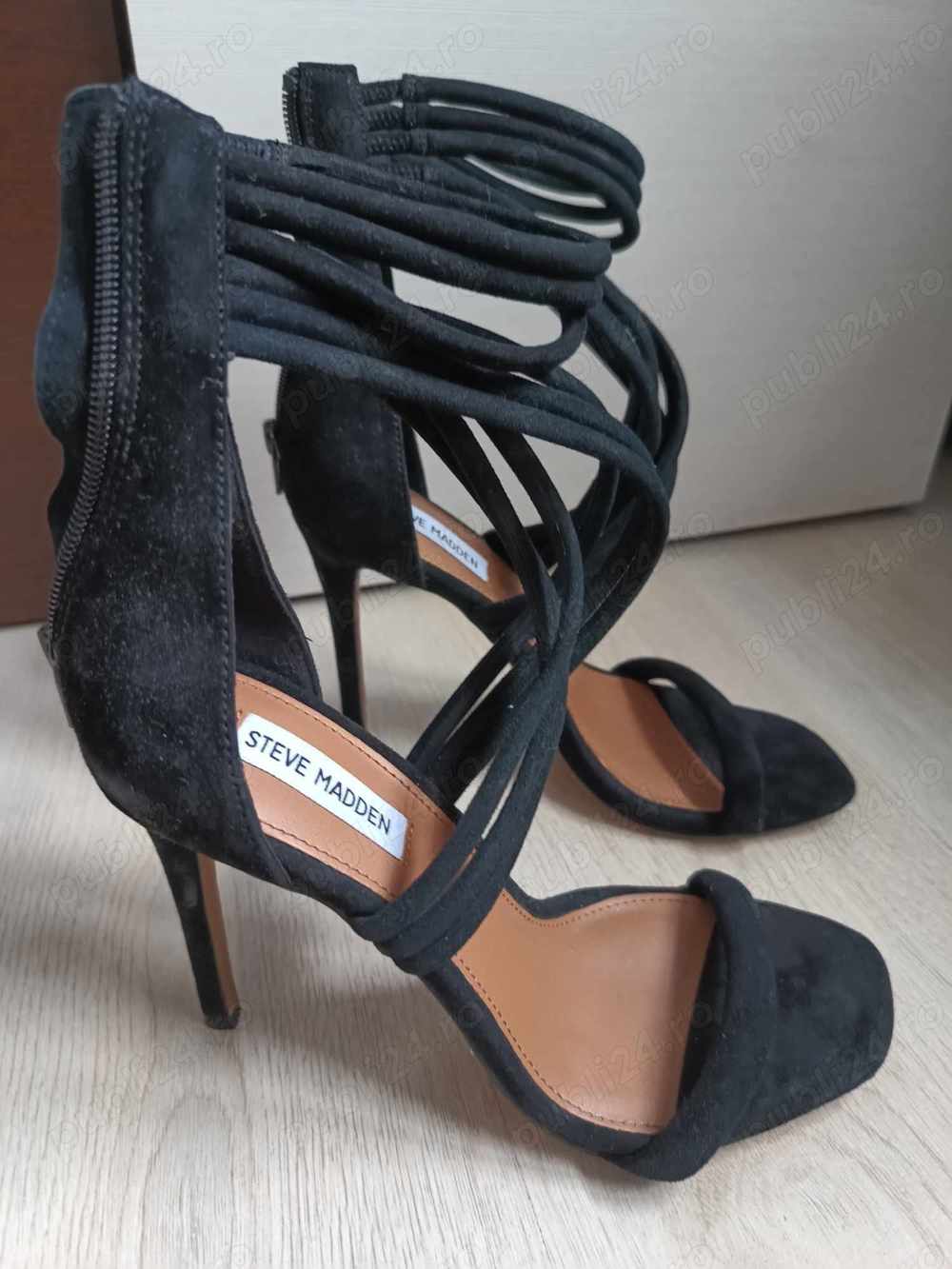  Pantofi cu toc Steve Madden Women's Santi Dress Sandal  Size 39 Piele intoarsa