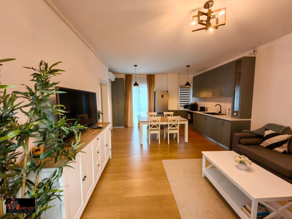 Vânzare Apartament 2 Camere zona Casa Crisan