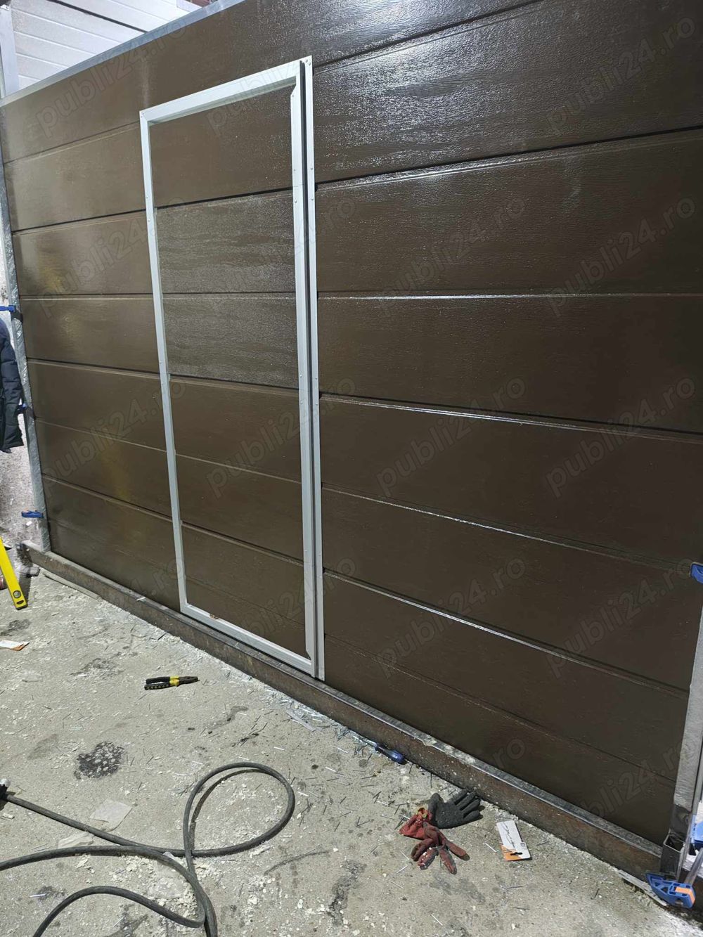 Usi de garaj sectionale