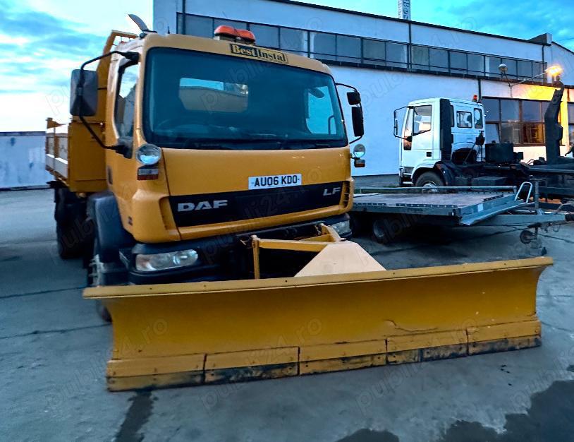 Vind Camion pt dezapezire ,sararita lama si snek ,bascula