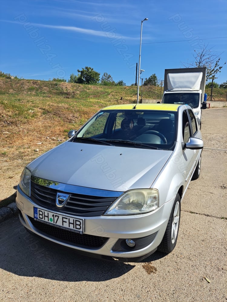 Vand Dacia Logan an 2012 1.2 Benzina