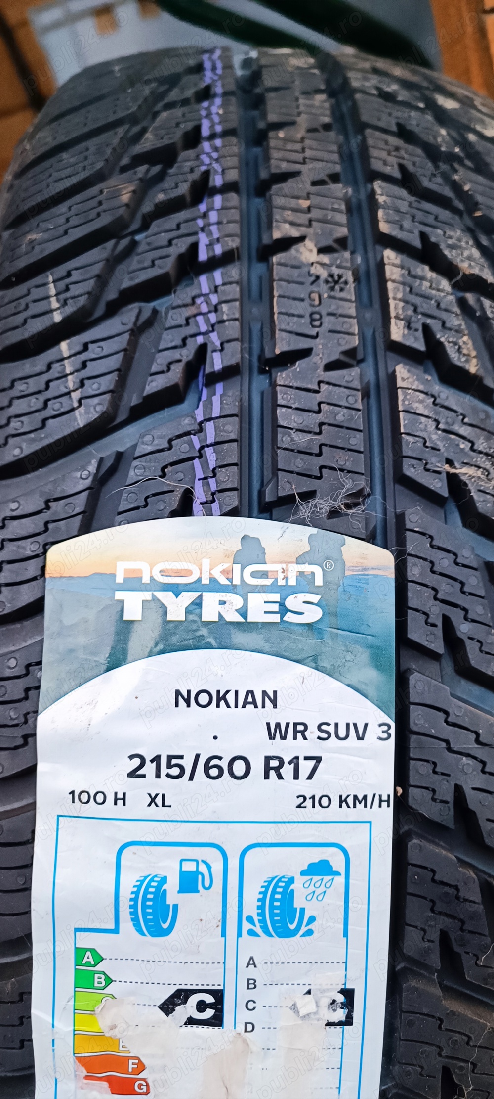 Vând anvelope Nokian