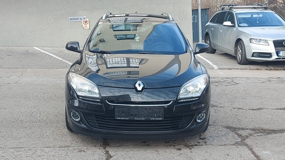 Renault Megane 2010 1.5 dci 110 cp Navigatie mare Camera fata-spate Lumini de zi Euro 5