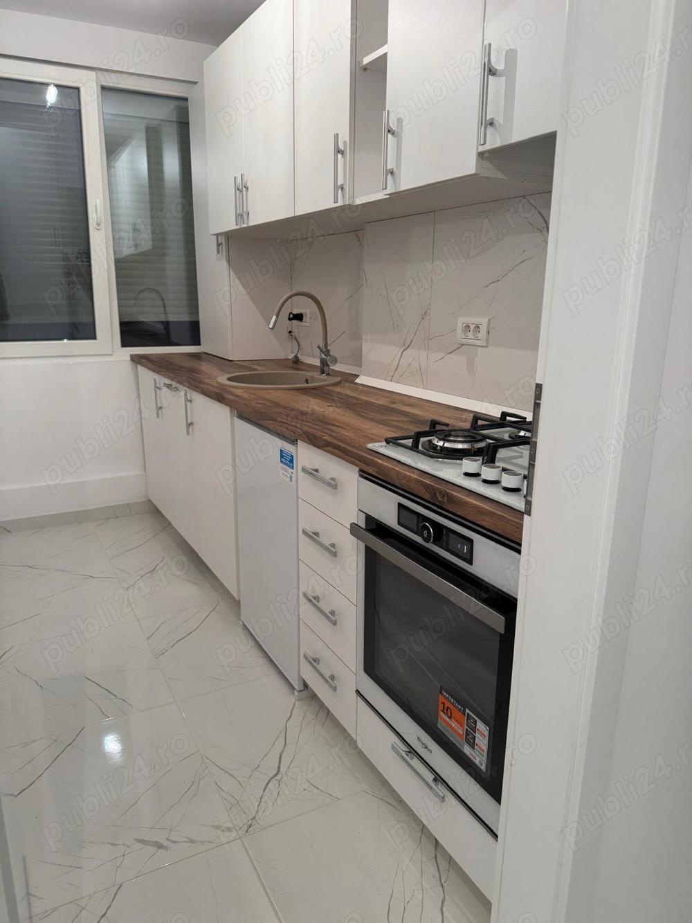 Apartament 2 camere Central de vânzare