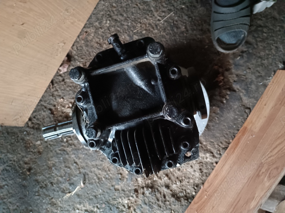 Vand reductor pentru mora dupa tractor etc