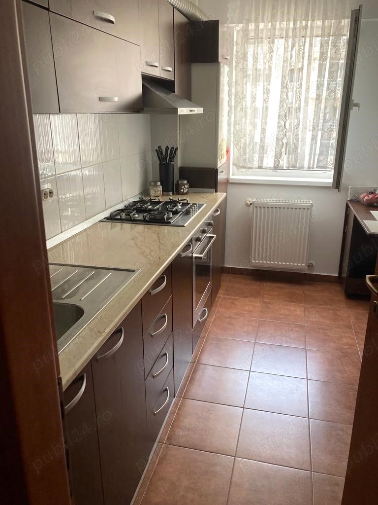 Direct proprietar, vand apartament de 2 3 camere