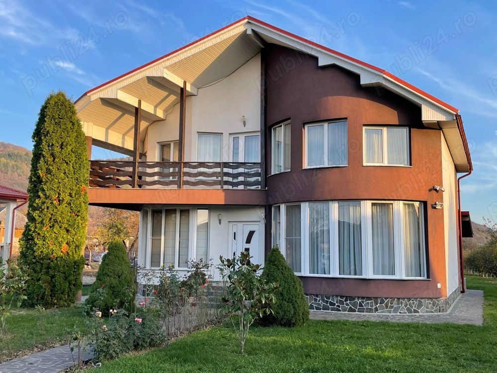 Casa Vila + Garaj de vanzare in Seini, str. General Balan, Proprietate finisata și utilata premium