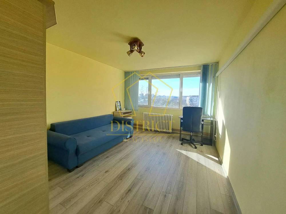 Apartament decomandat cu 2 camere si centrala proprie | Olimpia