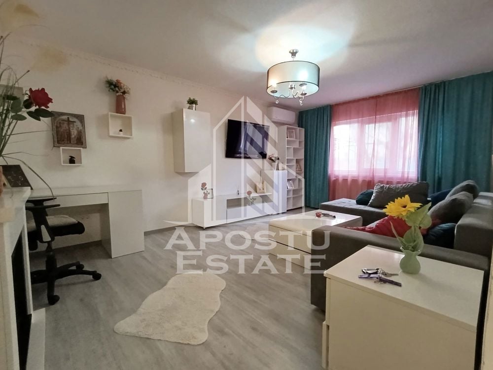 Apartament 3 camere, decomandat, centrala proprie,  2 bai, Lipovei.