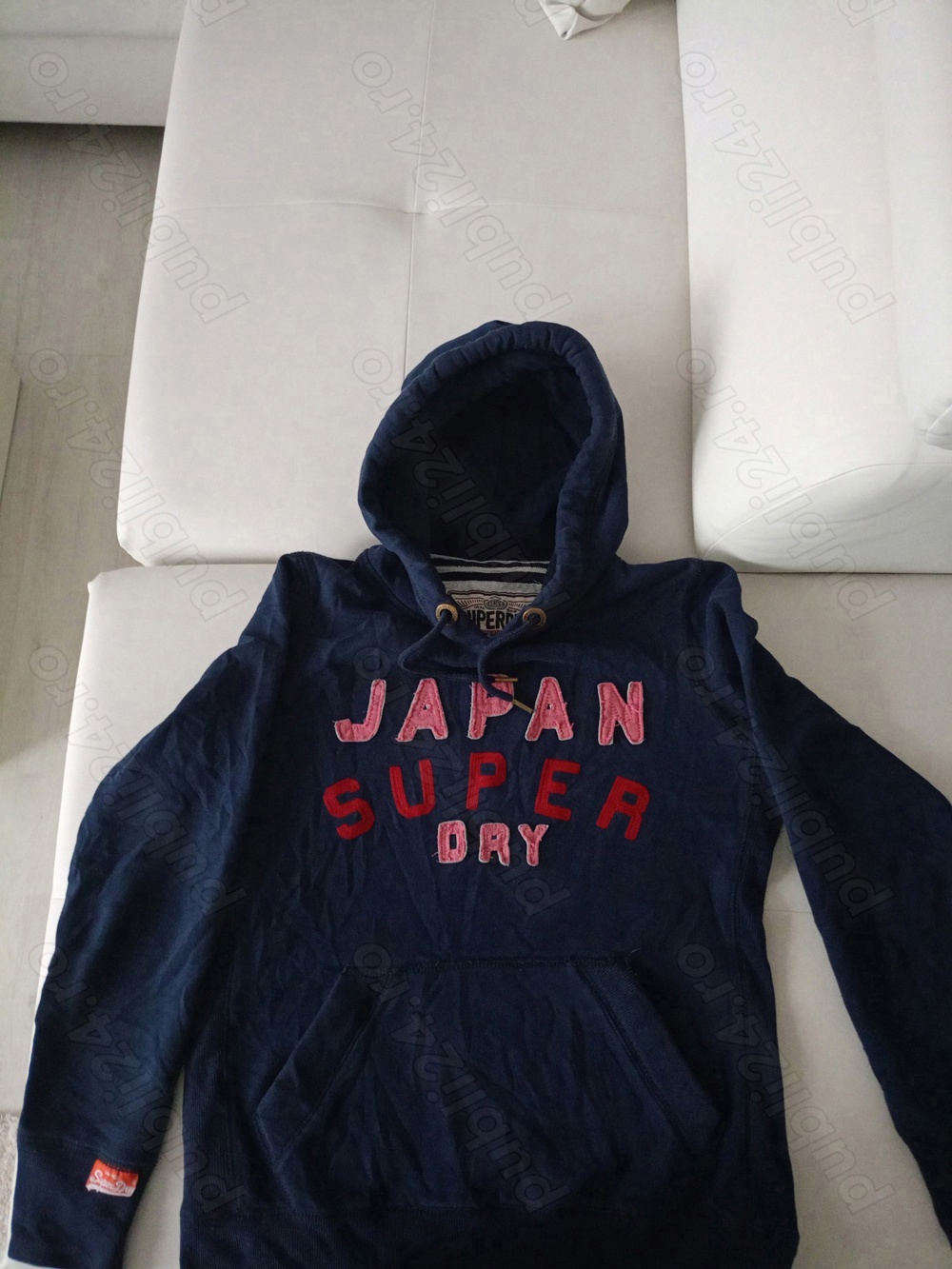 Vând hanorac,Super Dry, unisex, produs de calitate, mărimea M.