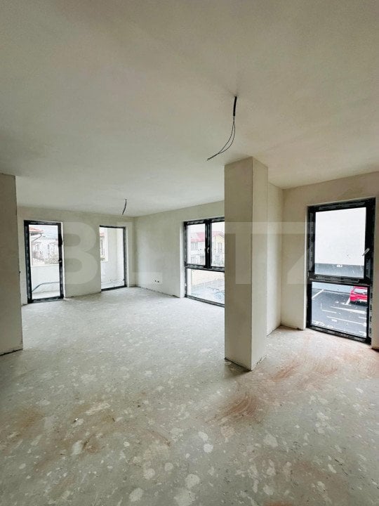 Apartament PASIV, 3 camere, 2 bai, parcare, UNIC in Floresti, zona Semicentrala