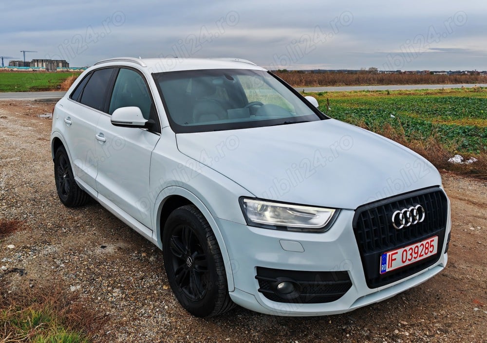 A. Audi Q3 2.0 TDI 2013 140 CP navigație led, EURO 5