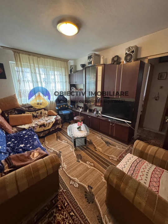 Apartament 3 camere-Zona Darmanesti