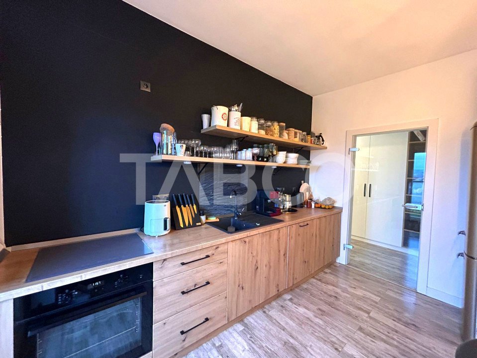 Apartament de vanzare decomandat cu 2 terase zona Tineretului Sibiu