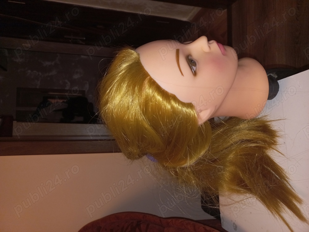 vand cap manechin pt coafat