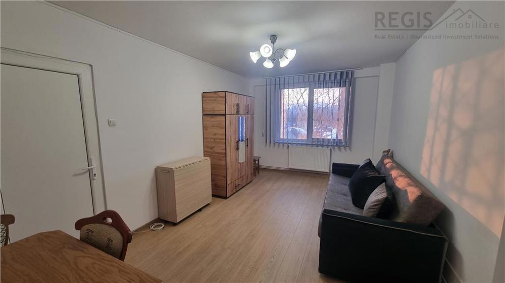 Apartament de trei camere , zona  ITC