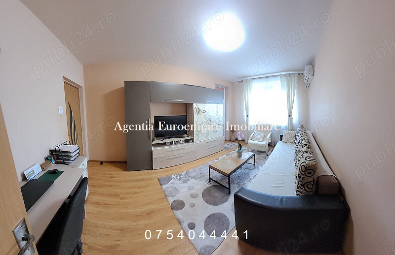 Apartament de vanzare in Constanta, Far - 4 camere