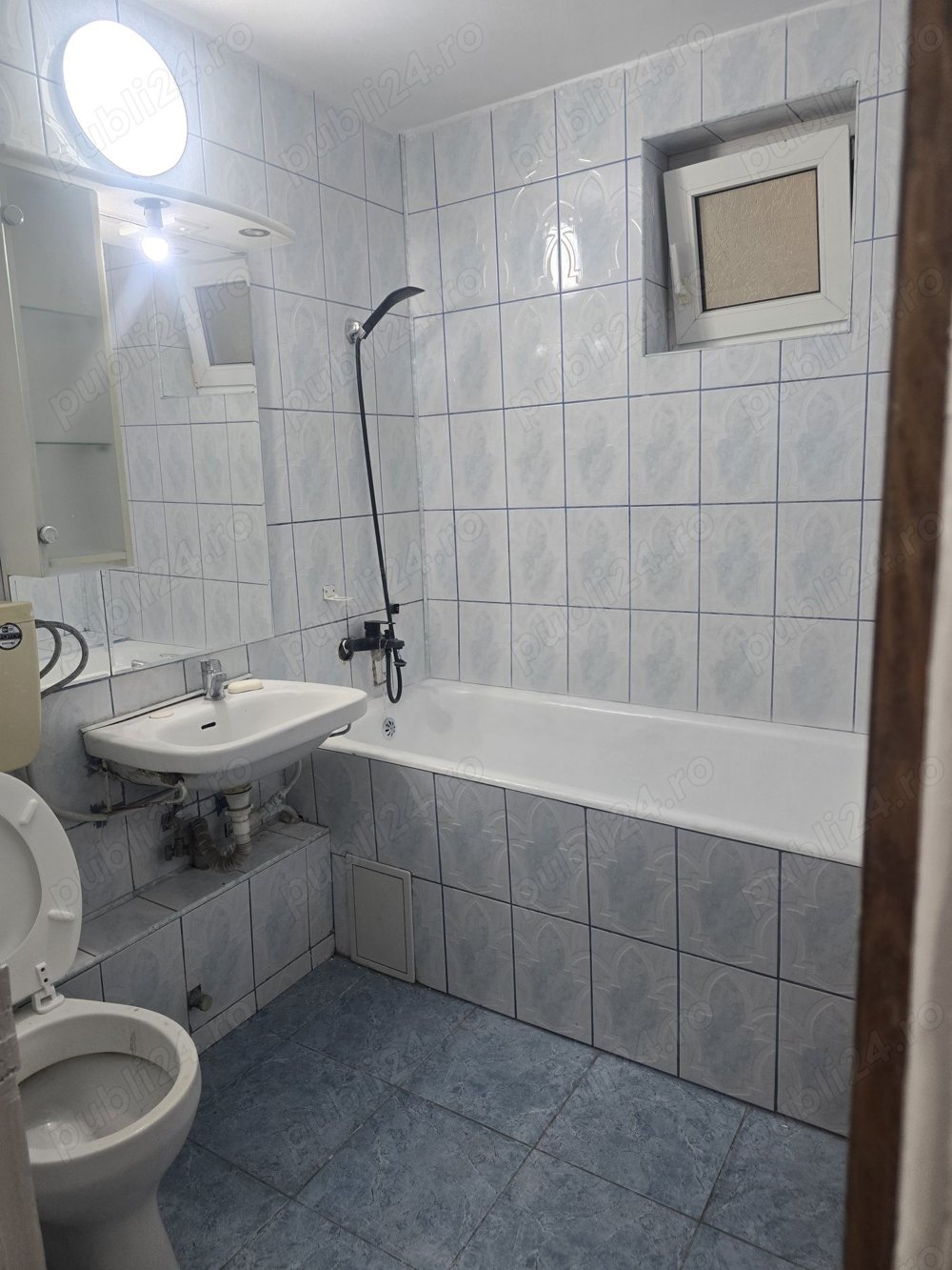 apartament 3 camere zona Basarabiei - Pescarusului