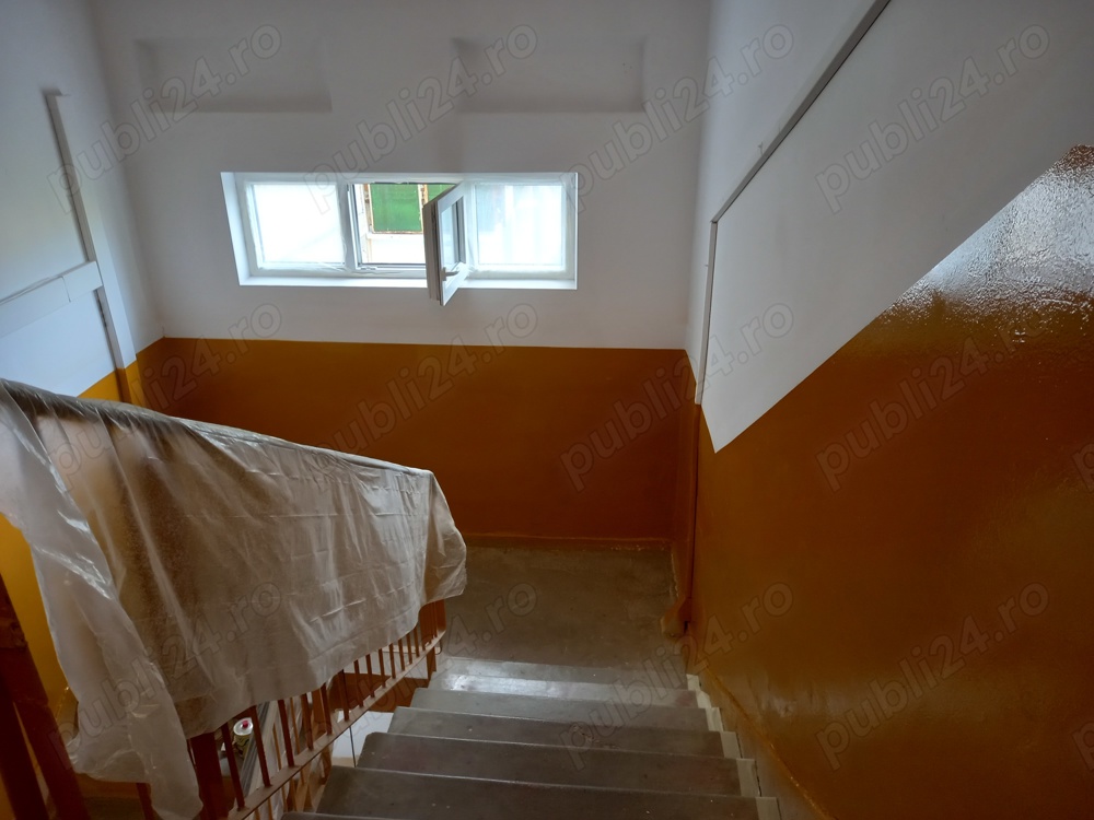 Firmă oferim servici de zugrăvit casa scări asociatii de proprietari 