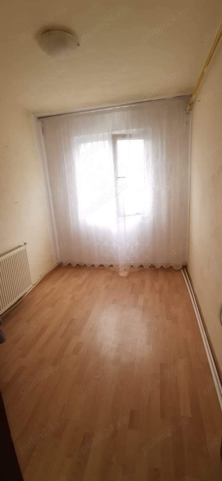 Cel mai bun pret , 3 camere,pret 34000 euro