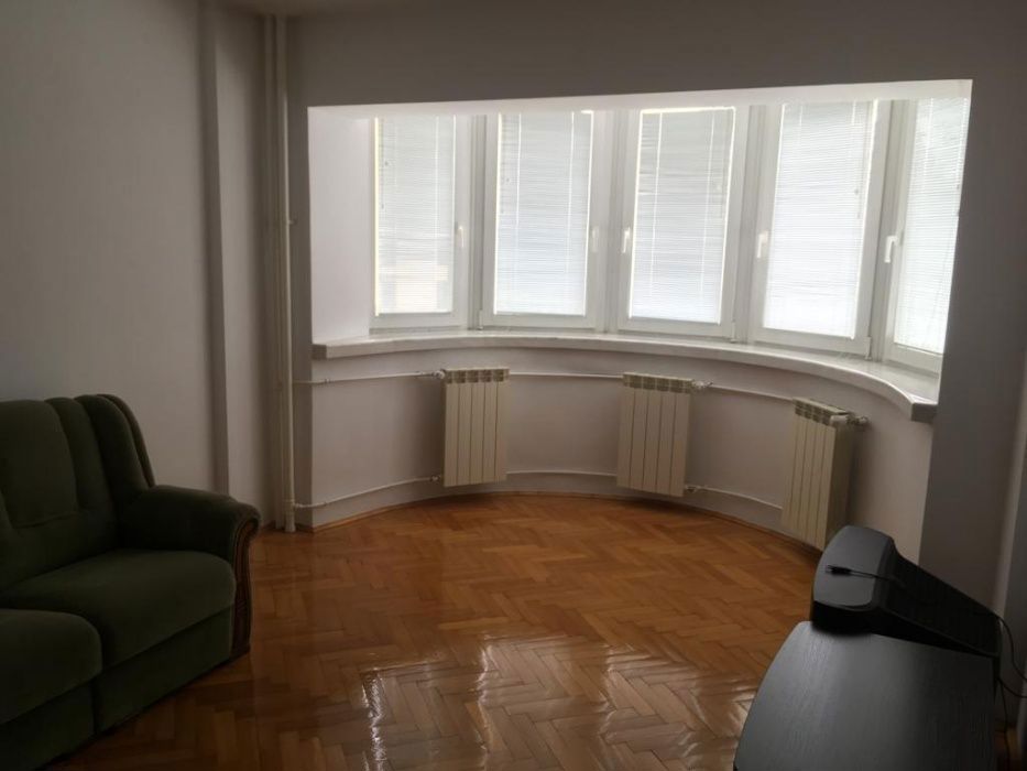 Apartament zona Virgiliu