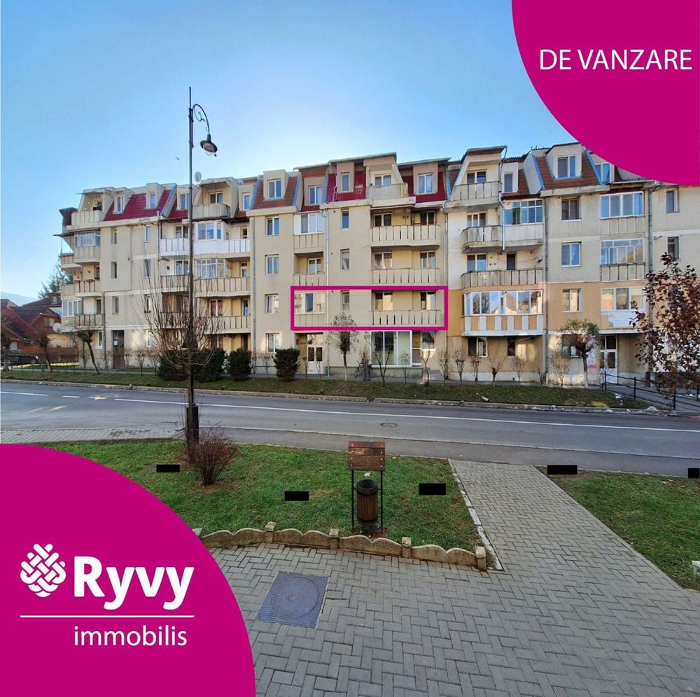 De vânzare apartament 3 camere, ultracentral, Covasna