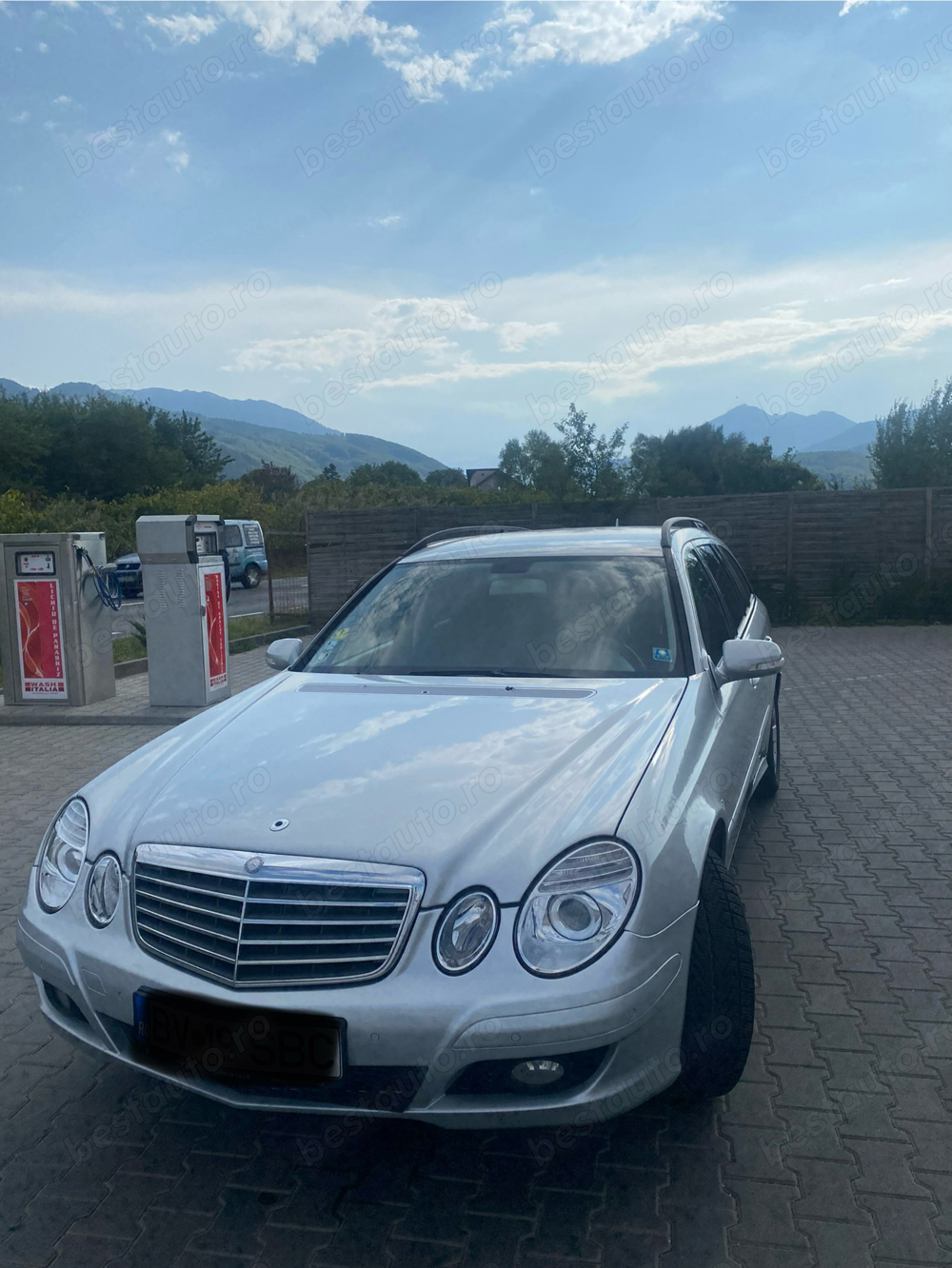 Mercedes Benz E class 220 CDI