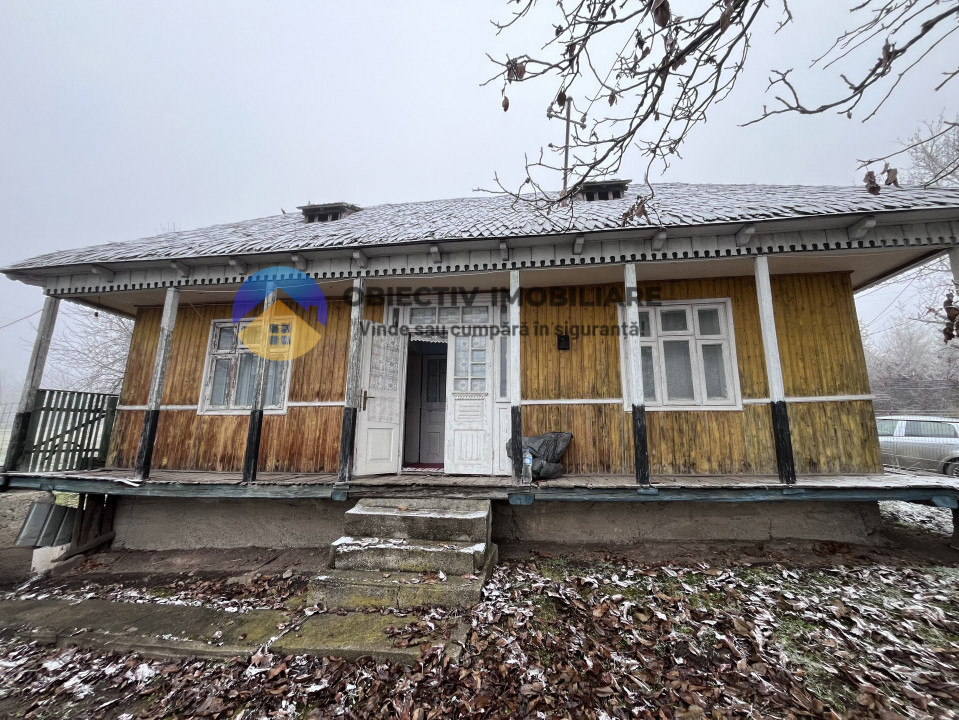 Casa si teren 3054 mp - Negresti