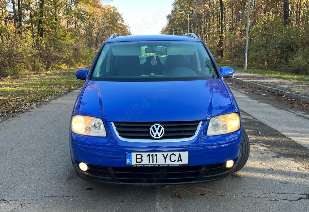 VW Touran 1.9 TDI 105cp 2006 , 7 locuri .