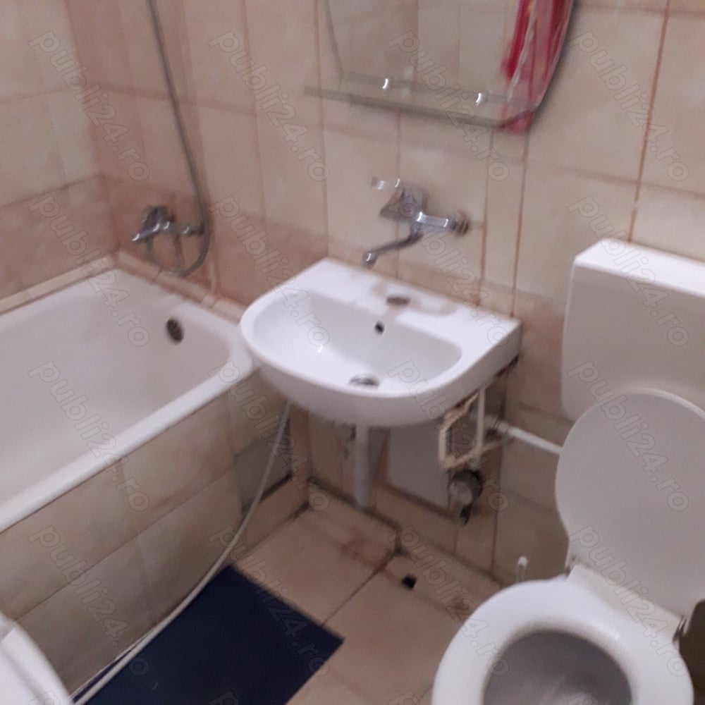 REDUCERE Proprietar vand apartament 1 camera in lipovei str martir zabulica bloc A15