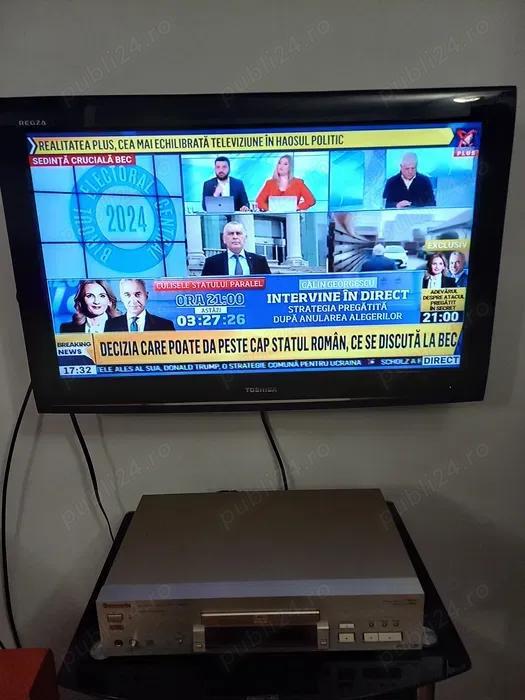 Televizor TOSHIBA REGZA LCD model 32AV703G1,ca nou ,nefolosit,cablu alimentare,telecomanda toshiba