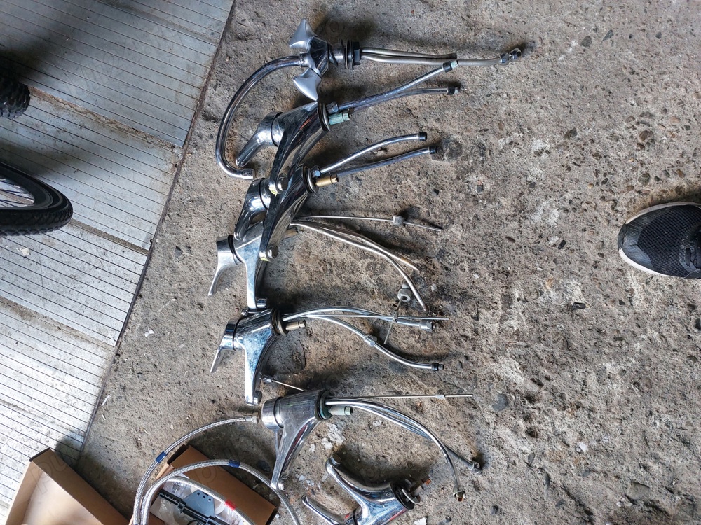 vând baterii pentru chiuvete 