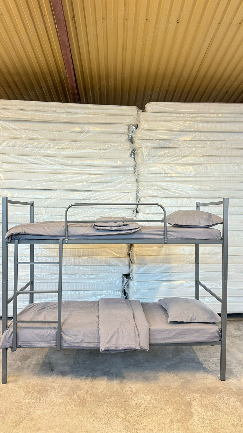 Pat metalic etajat BEL 8+2 saltele +set lenjerie complet Super Oferta!