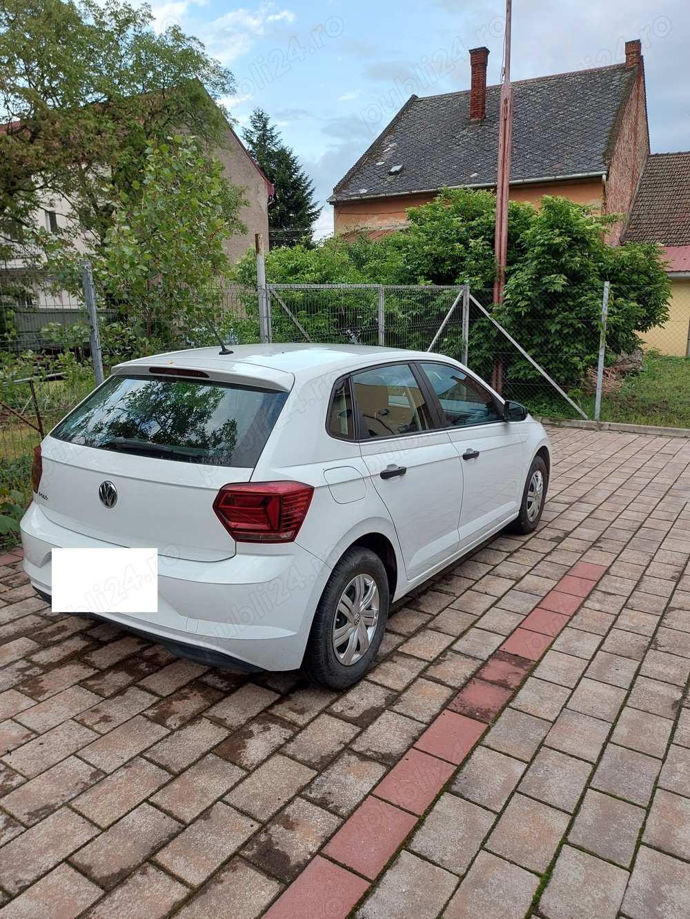 De vânzare Volkswagen Polo Trendline 1.0 4 usi , Manuala, Euro6, 9879 km