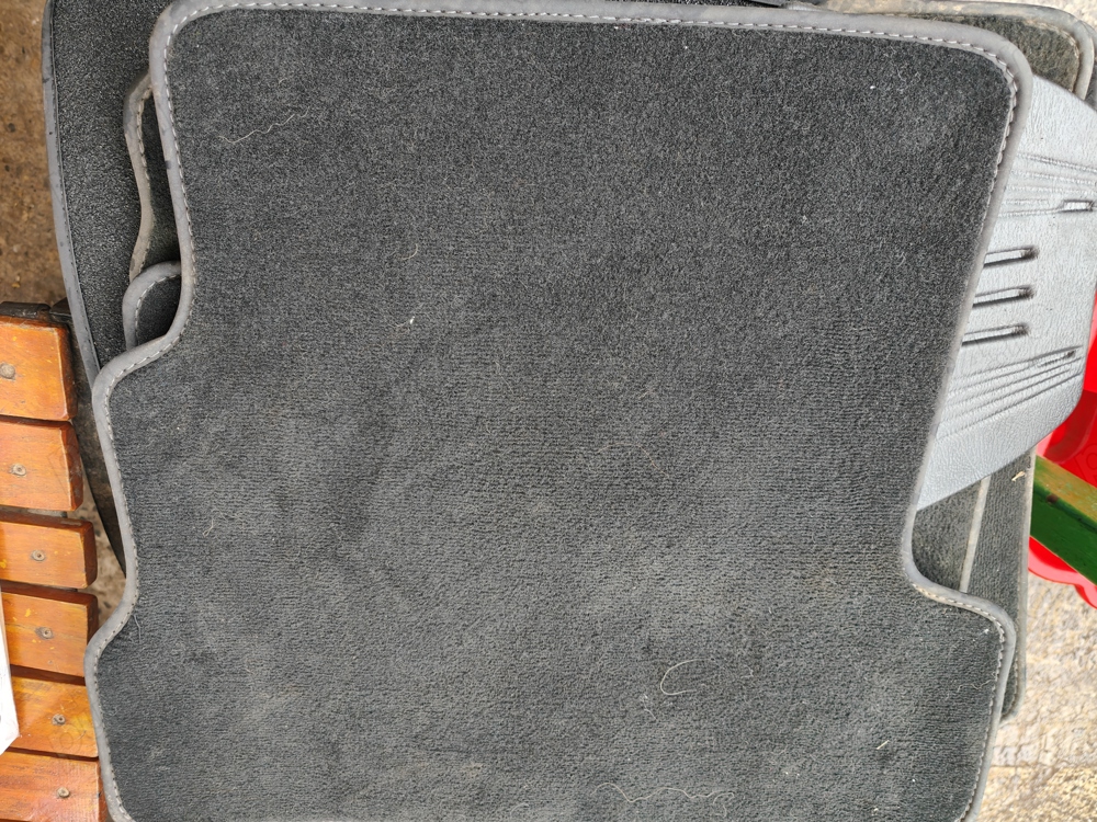 Presuri auto ford kuga