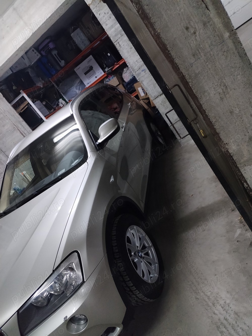 Vând BMW X3, gri, an 2013, înmatriculat RO, in stare f buna, 233000 km, ,