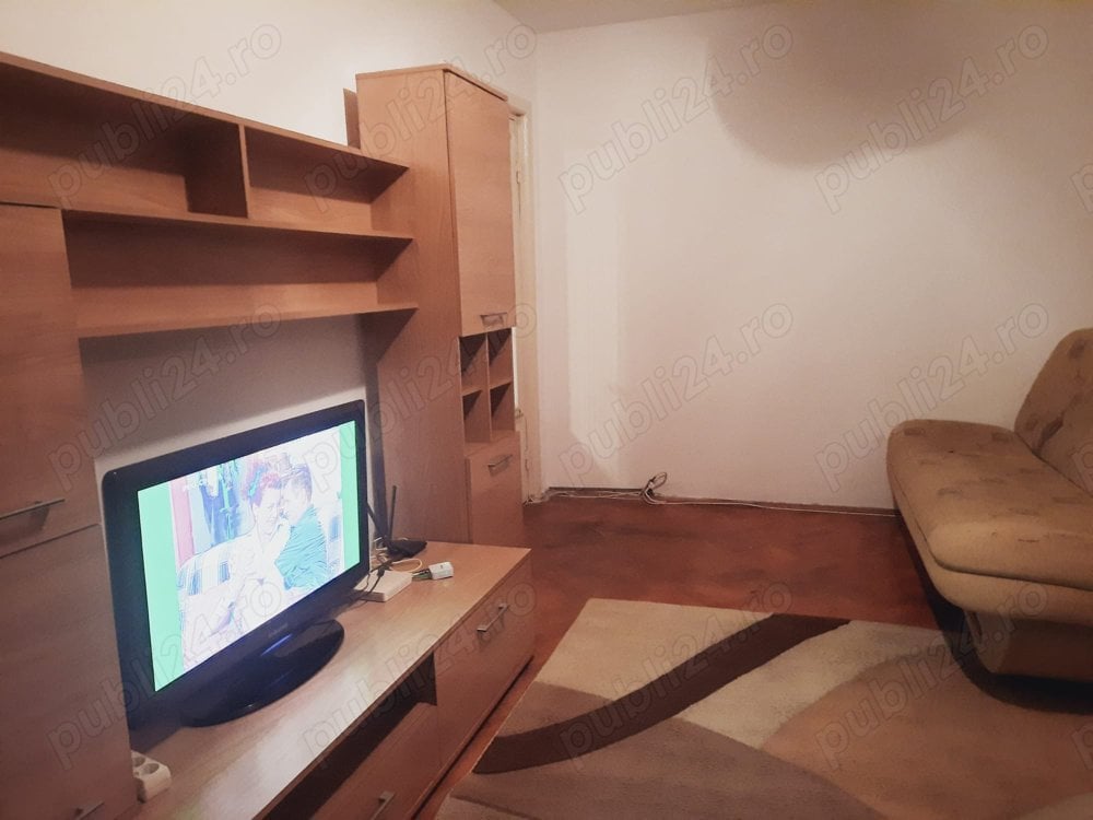 Apartament cu 3 camere, pet-friendly.