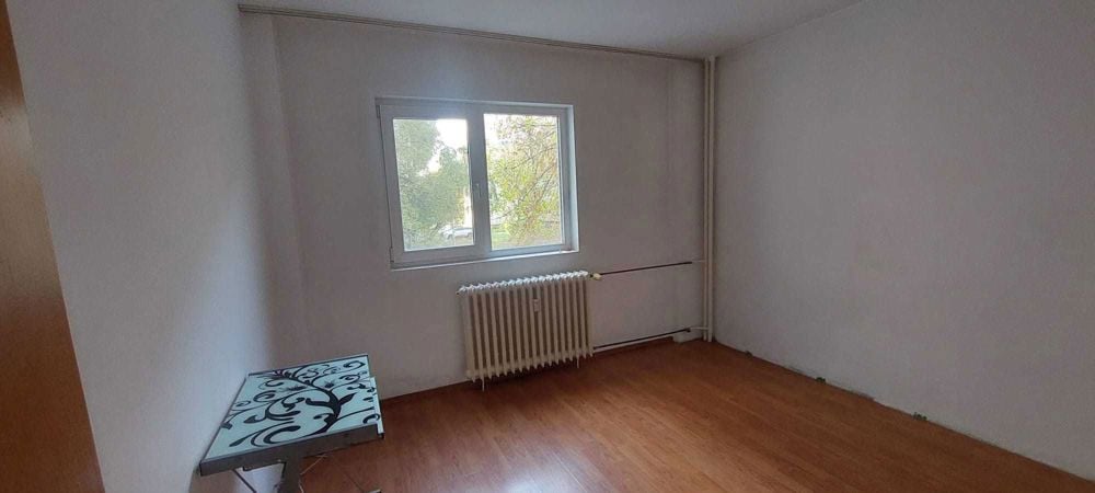 apartament 2 camere zona Campia Libertatii - Gheorghe Petrascu