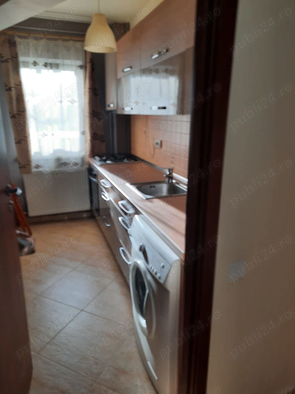 Închiriez apartament 2 camere