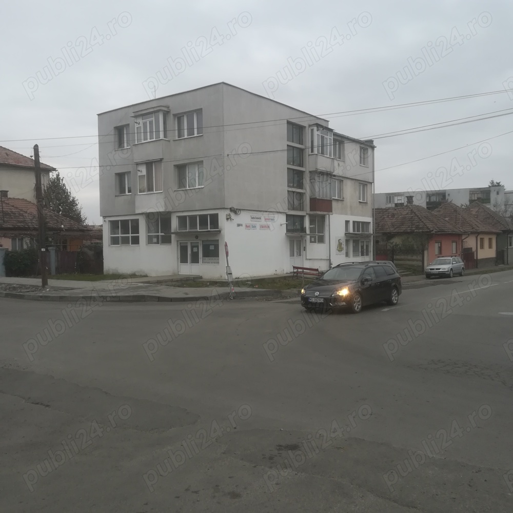 De vanzare apartament (locuinta) sau spatiu comercial 