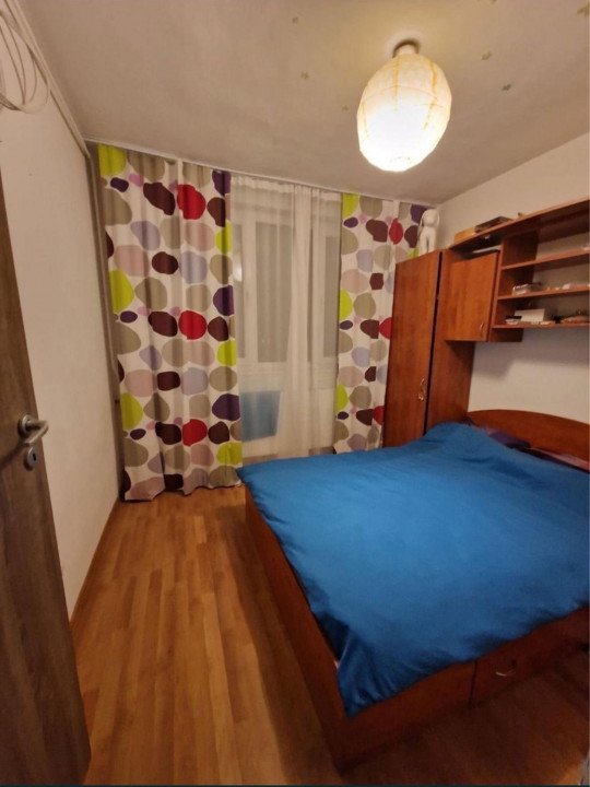 Apartament 3 camere, 45 mp, decomandat, AC, metrou aproape, Drumul Taberei