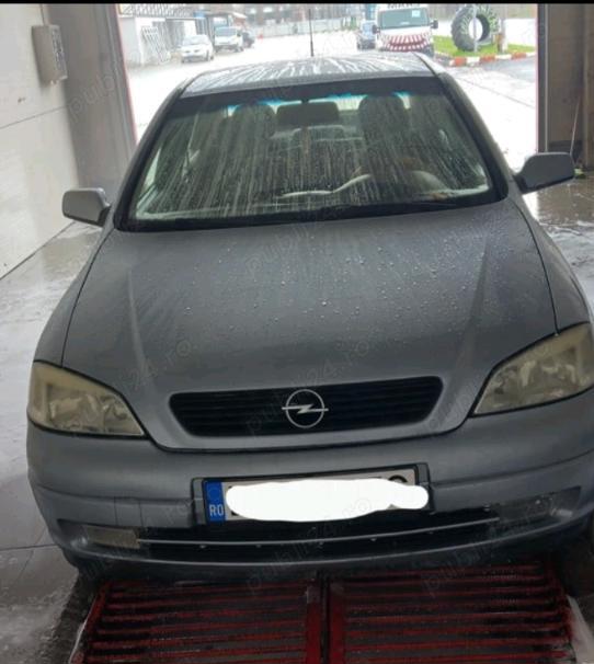 Opel Astra G Berlina