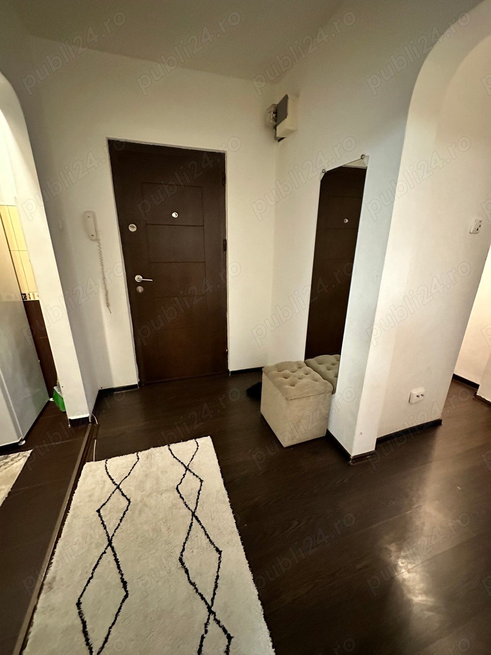 Apartament 3 camere decomandat, et. 1 - Zona Bucovina