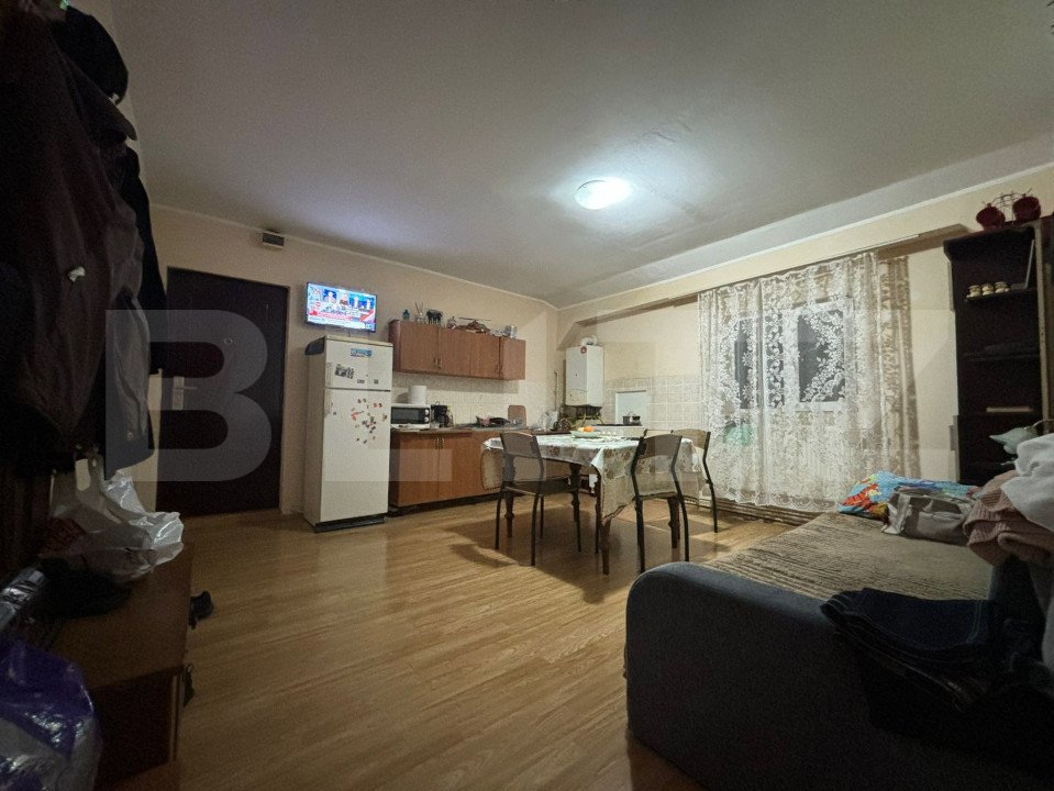 Apartament 3 camere, 54 mp, zona Lipovei