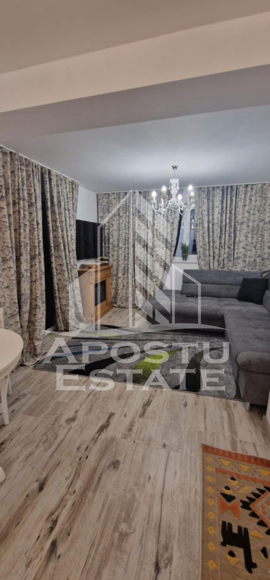 Apartament cu 3 camere, mobilat si utilat, 2 locuri de parcare